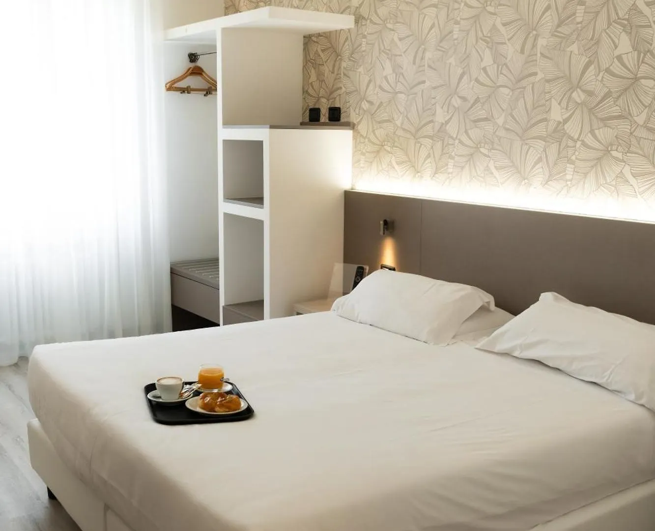 Hotel Molino Rosso Imola 4*,