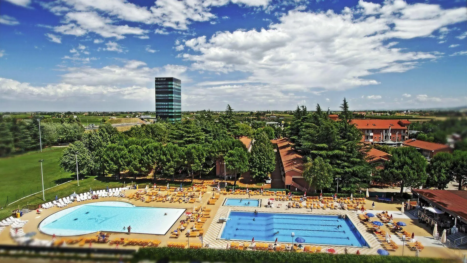 Hotel Molino Rosso Imola 4*,